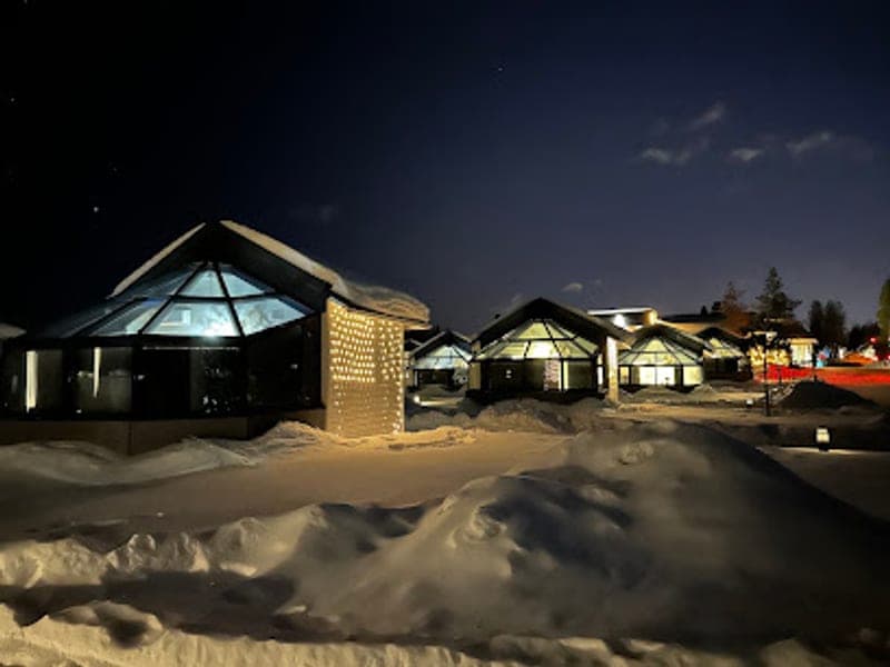 Santa's Igloos Arctic Circle